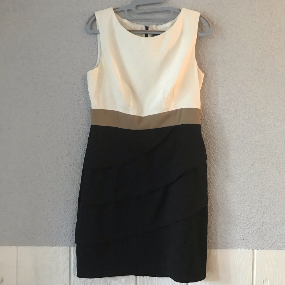 LAURA PETITES Ruffle Skirt Colour block Dress
